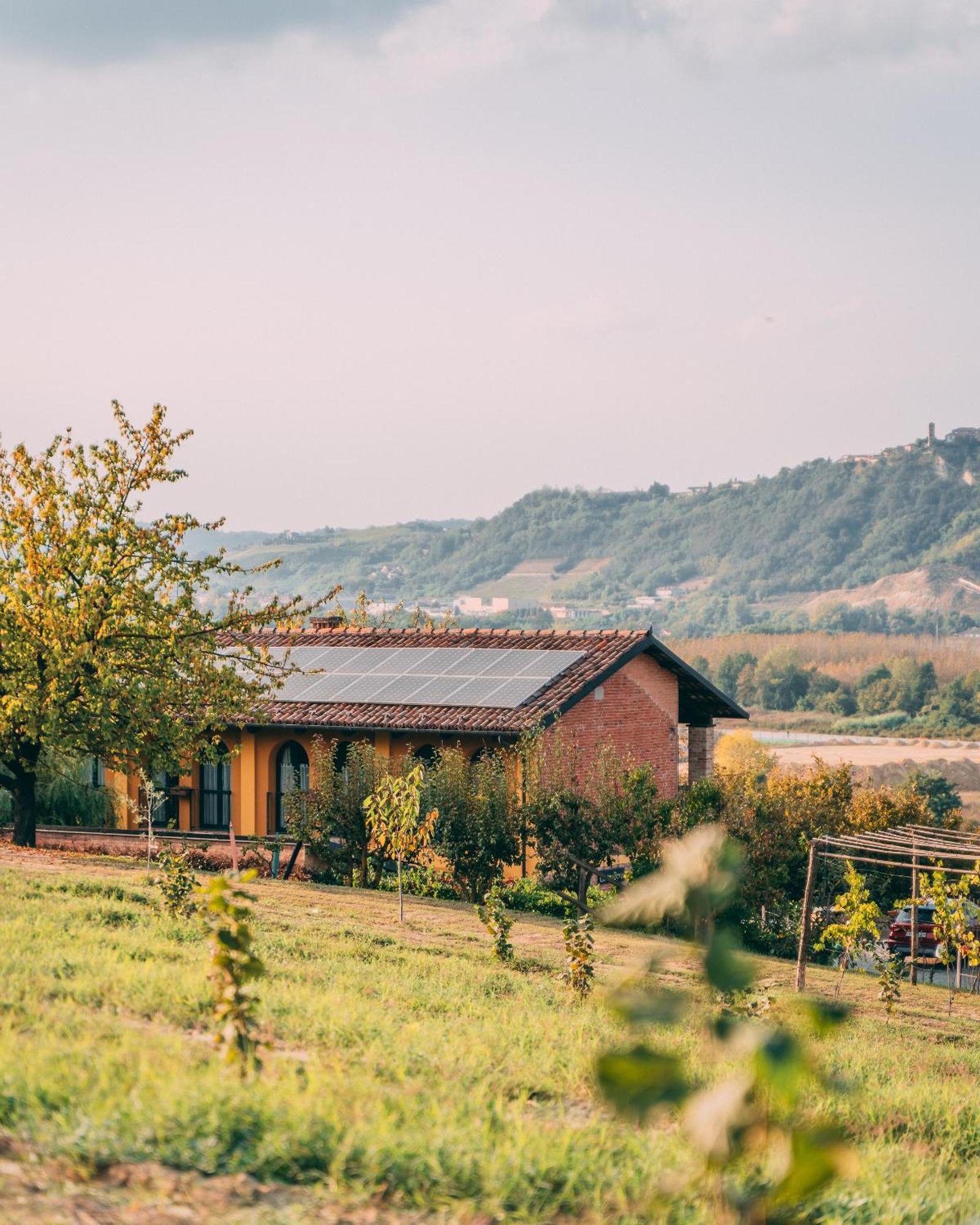 Agriturismo Cascina Barin Roddi Ngoại thất bức ảnh