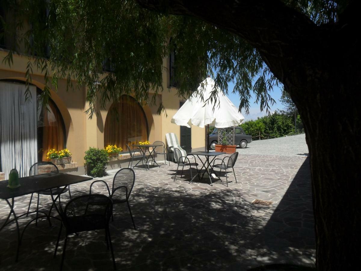 Agriturismo Cascina Barin Roddi Ngoại thất bức ảnh