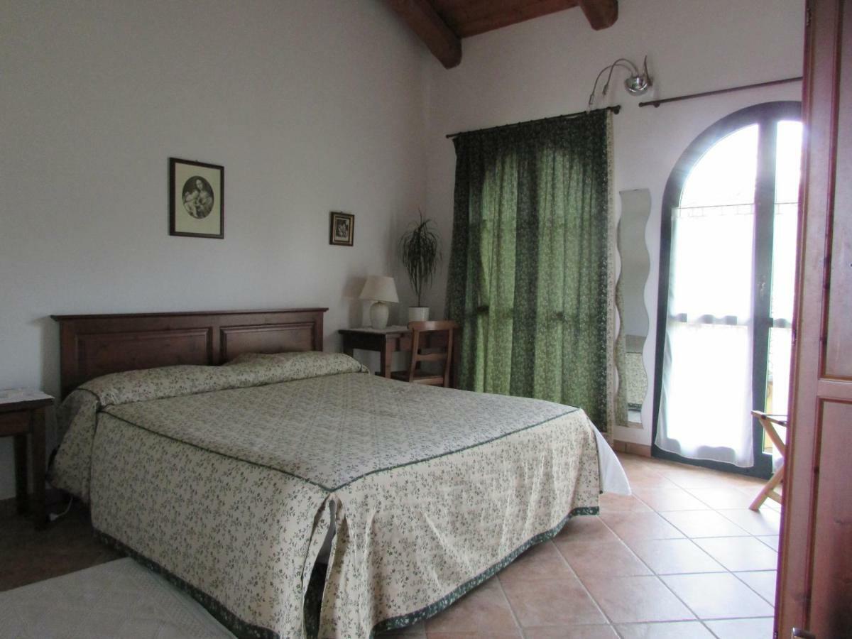 Agriturismo Cascina Barin Roddi Ngoại thất bức ảnh